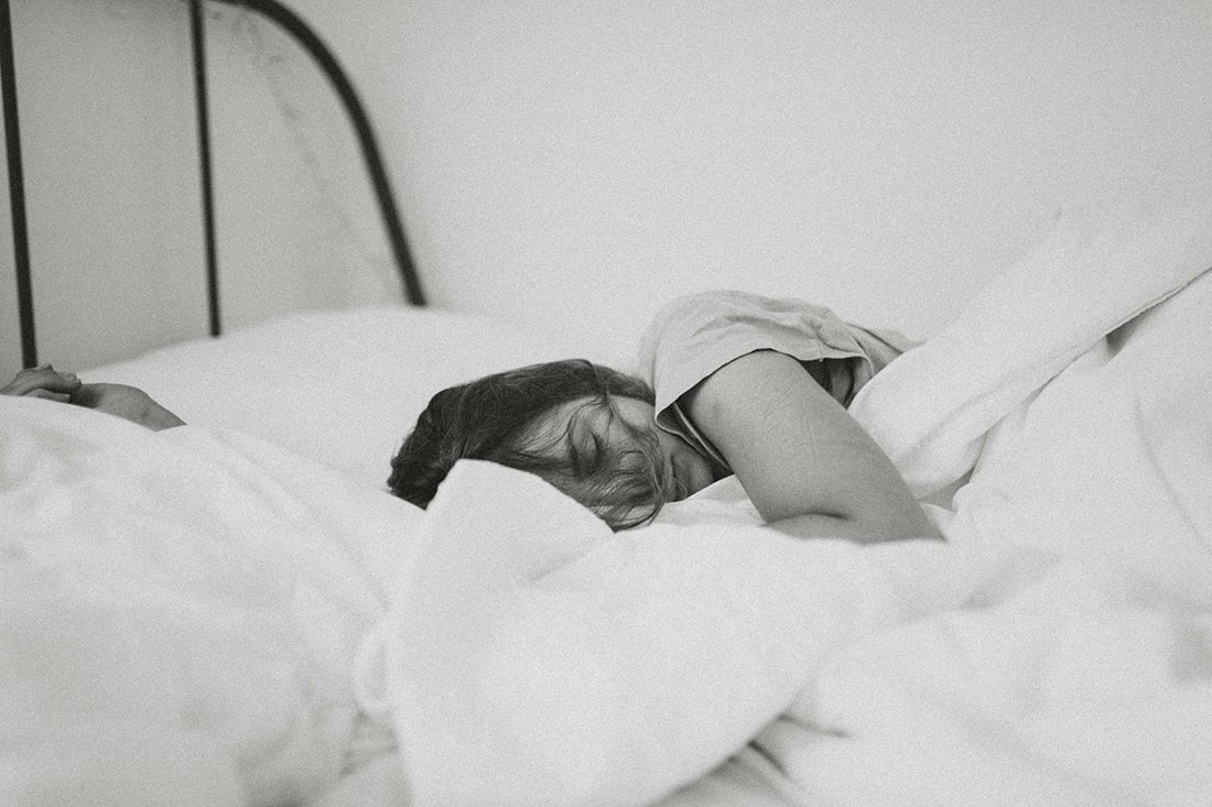 6 luonnollista apua parempaan uneen